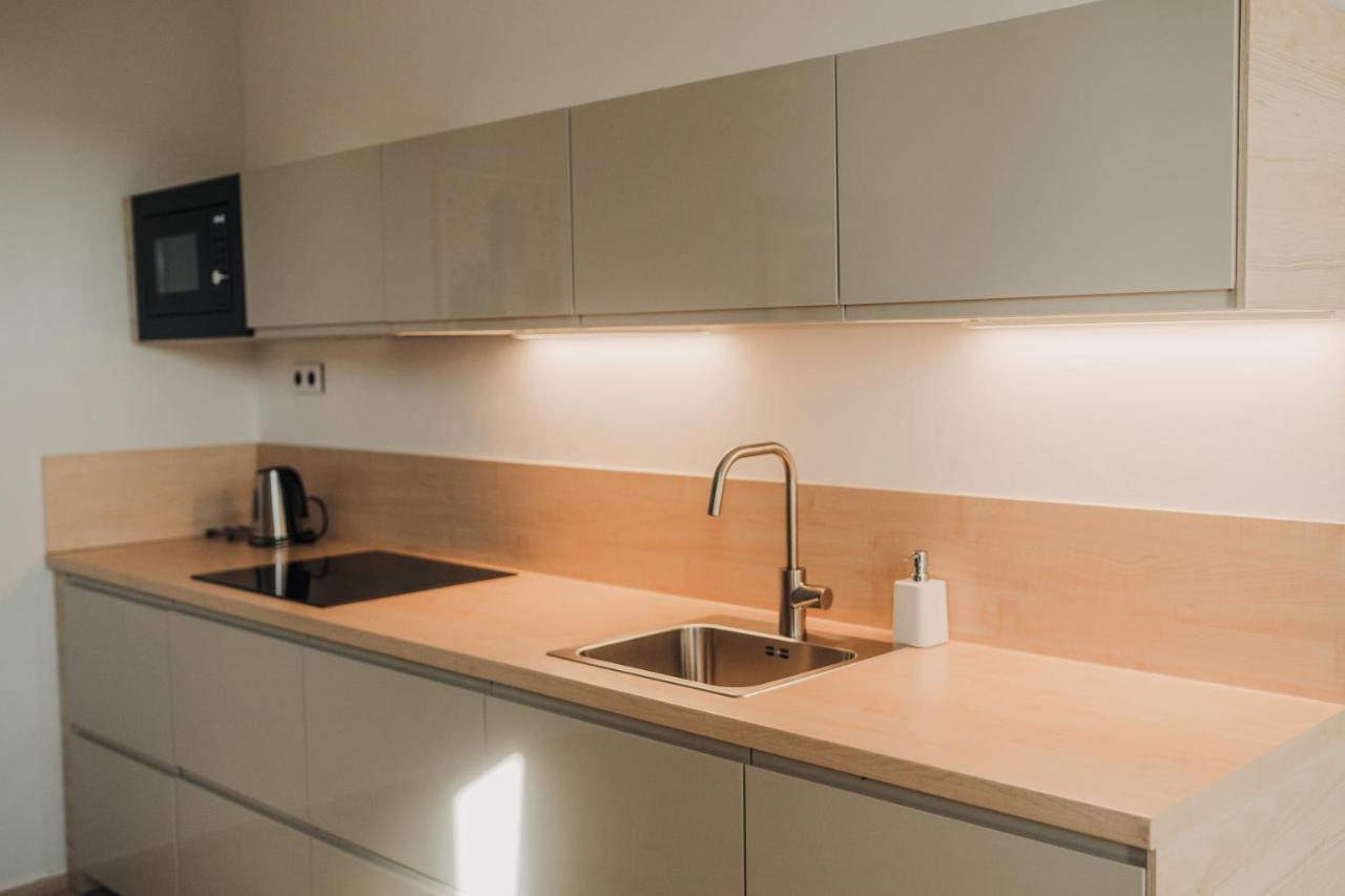 New Equipped Apartment In The City Center Pilsen Exterior foto