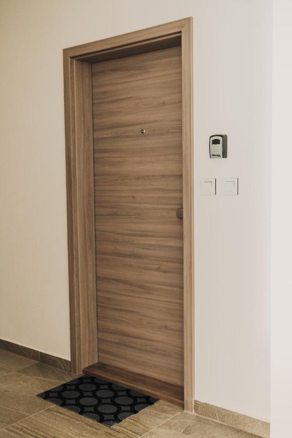 New Equipped Apartment In The City Center Pilsen Exterior foto